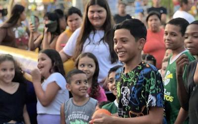 Evento na Praça Ibrahim Assed Faz a Alegria das Crianças em Cardoso Moreira