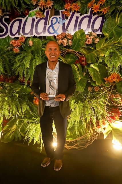 Secretário de Saúde Wanderley Mendes Recebe Troféu Destaque pela Terceira Vez