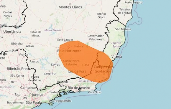 Alerta de Tempestade Severa: Chuva Intensa, Ventos Fortes e Risco de Granizo